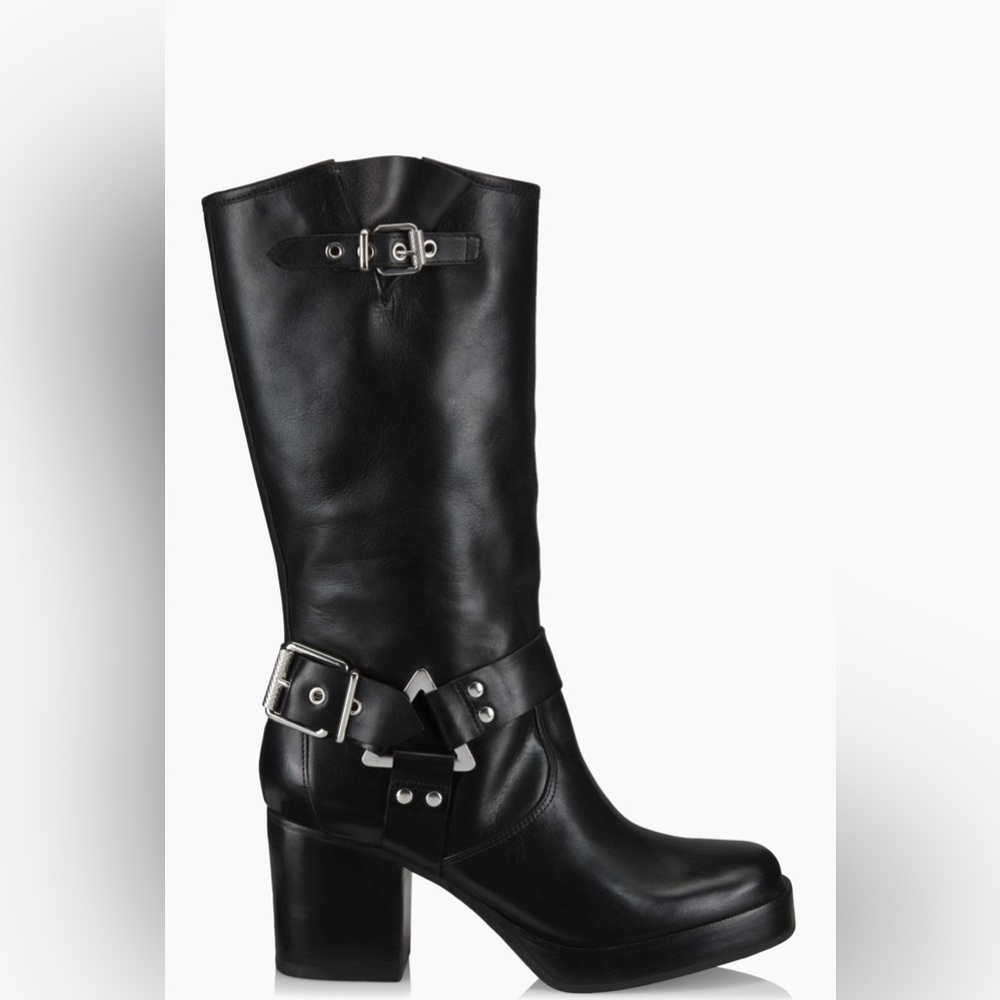 Schutz Leather Zip-Up Heel Boots. Black/silver. Size 8.5.In the original box